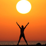 landscape-1441793103-yoga-saluto-al-sole